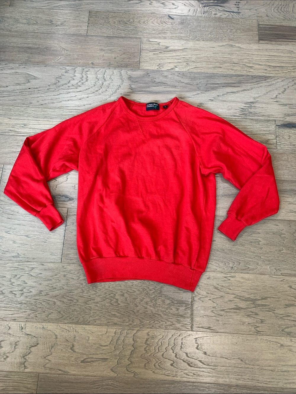 Vintage Men’s James River Traders Red Raglan Sweatshirt Size Medium